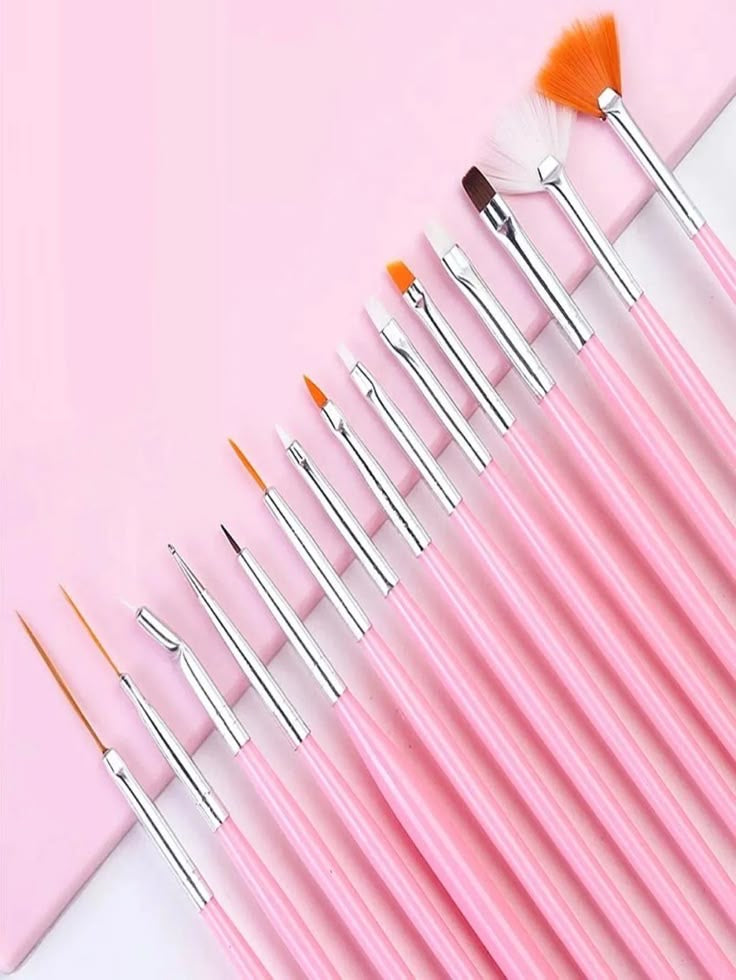 Nail Art Brush Set — 15 Pieces